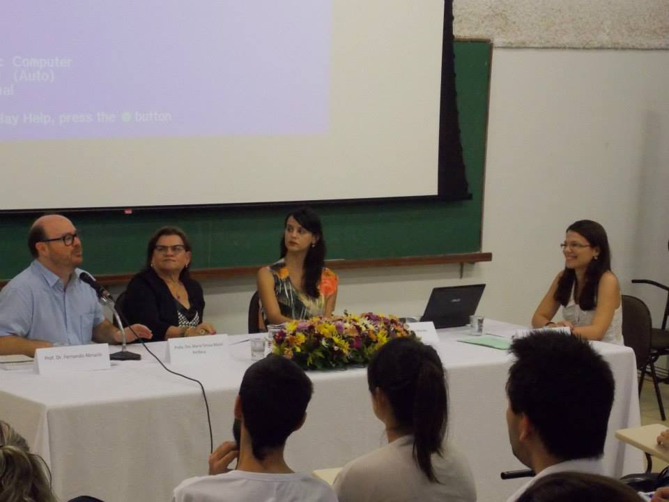 Mesa redonda com Fernando Abrúcio (FGV-SP), Marta Mendes (UFJF), Maria Teresa Kerbauy (PPGPOL) e  Larissa Arruda (PPGPOL)